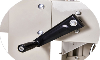Manual width adjustment